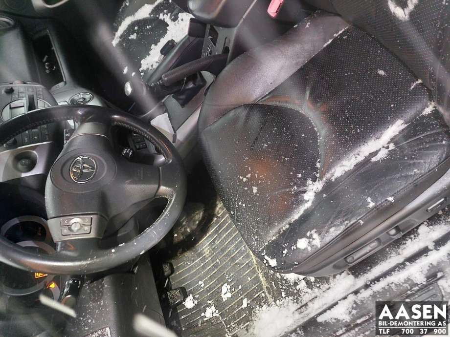 Toyota RAV4 2006-2009 (Type III, Fase 1) , Motorkode: 2AD-FTV|DPF, Girkassekode: