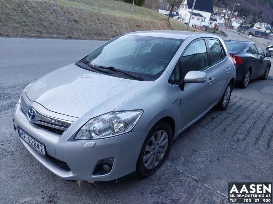 Toyota Auris 2010-2012 (Type I, Fase 2) , Motorkode: 2ZR-FXE, Girkassekode: 