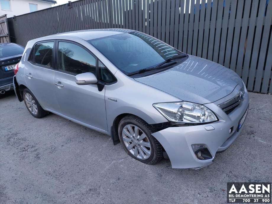 Toyota Auris 2010-2012 (Type I, Fase 2) , Motorkode: 2ZR-FXE, Girkassekode: 