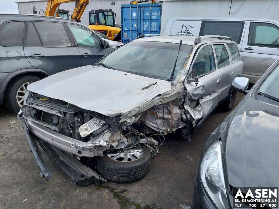 Volvo XC70 2001-2004 (Type I, Fase 1) , Motorkode: 6901209, Girkassekode: 30681188