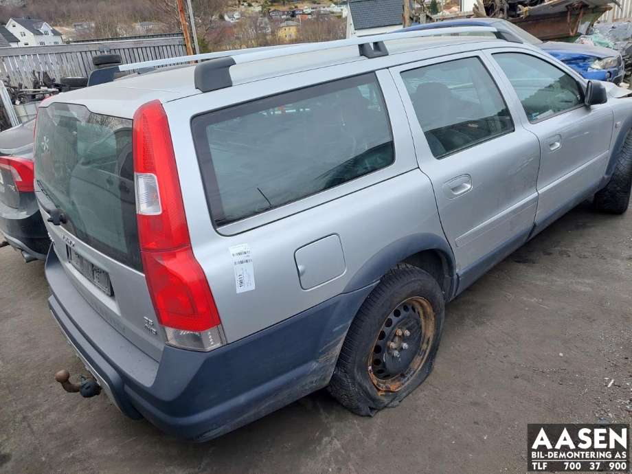 Volvo XC70 2001-2004 (Type I, Fase 1) , Motorkode: 6901209, Girkassekode: 30681188