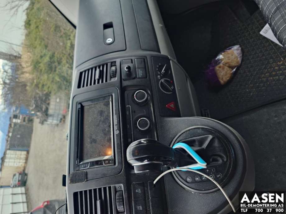 VW Transporter / Caravelle 2009-2015 (Fase 2) (T5) (T5), Motorkode: CFCA, Girkassekode: NYC