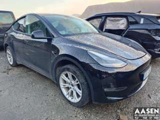 Tesla Model Y,   (|1120960-DE-J)