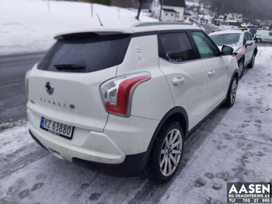 SsangYong Tivoli 2016-->> , Motorkode: 673 910, Girkassekode: 