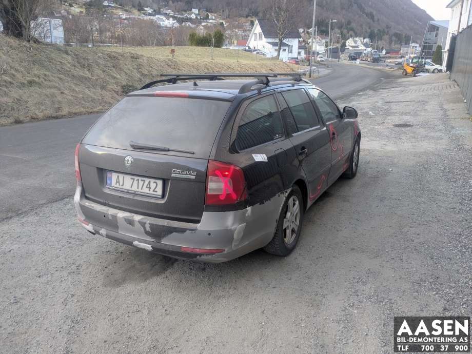 Škoda Octavia 2009-2013 (Type II, Fase 2) delebil , Motorkode: CAY, Girkassekode: