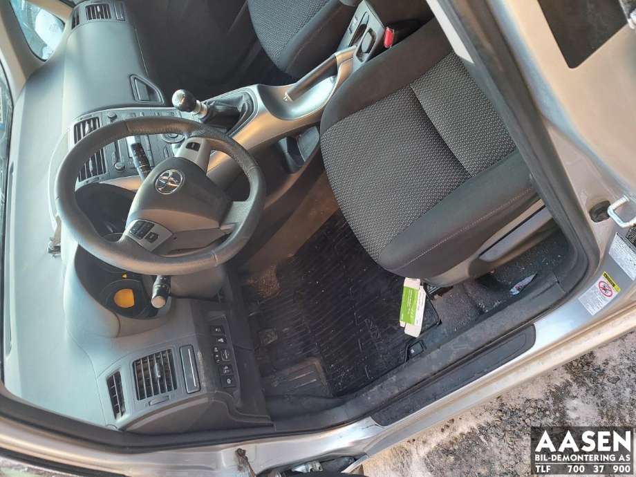 Toyota Auris 2010-2012 (Type I, Fase 2) , Motorkode: 1ND-TV, Girkassekode: 