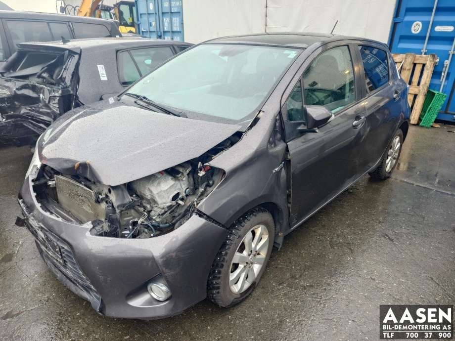 Toyota Yaris, 2012-2014 (Type III, Fase 1)  delebil , Motorkode: 1NZ-FXE