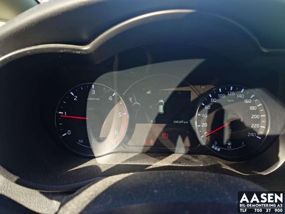 Kia Carens 2013-2018 Type III , Motorkode: D4FD-5IL, Girkassekode: 