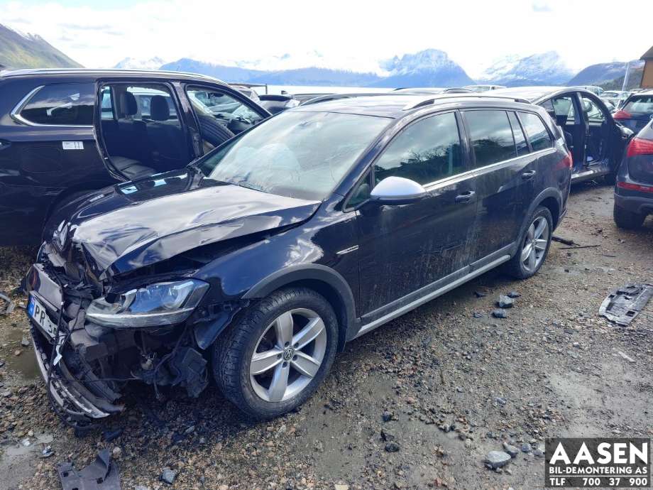 VW Golf VII, 2012-2017 (Fase 1)  delebil , Motorkode: CRLB, Girkassekode: PGS