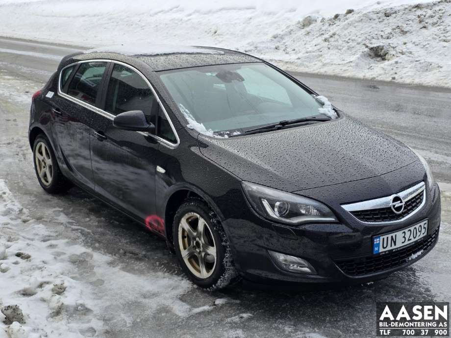 Opel Astra J 2010-2015 , Motorkode: A13DTE, Girkassekode: 