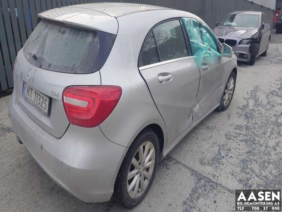 Mercedes A-Klasse 2012-2018 (W176) (W176), Motorkode: 651901, Girkassekode: 724003