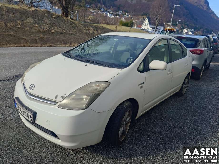 Toyota Prius 2004-2009 (Type II) (COMBI) (COMBI), Motorkode: 1NZ-FXE, Girkassekode: