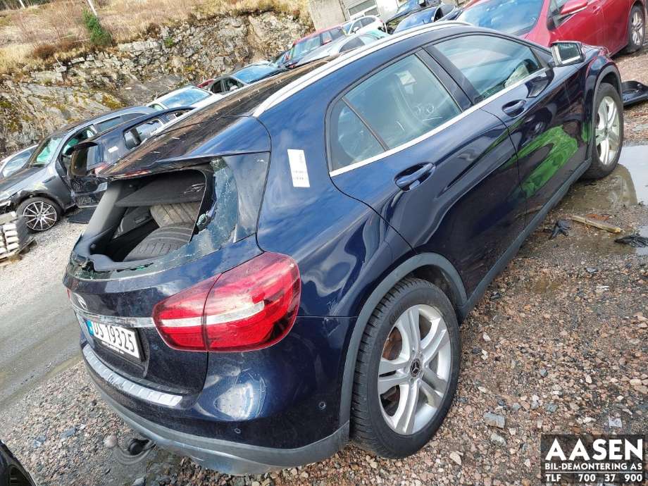 Mercedes GLA 2014-2020 (X156) (X156), Motorkode: 270920, Girkassekode: 