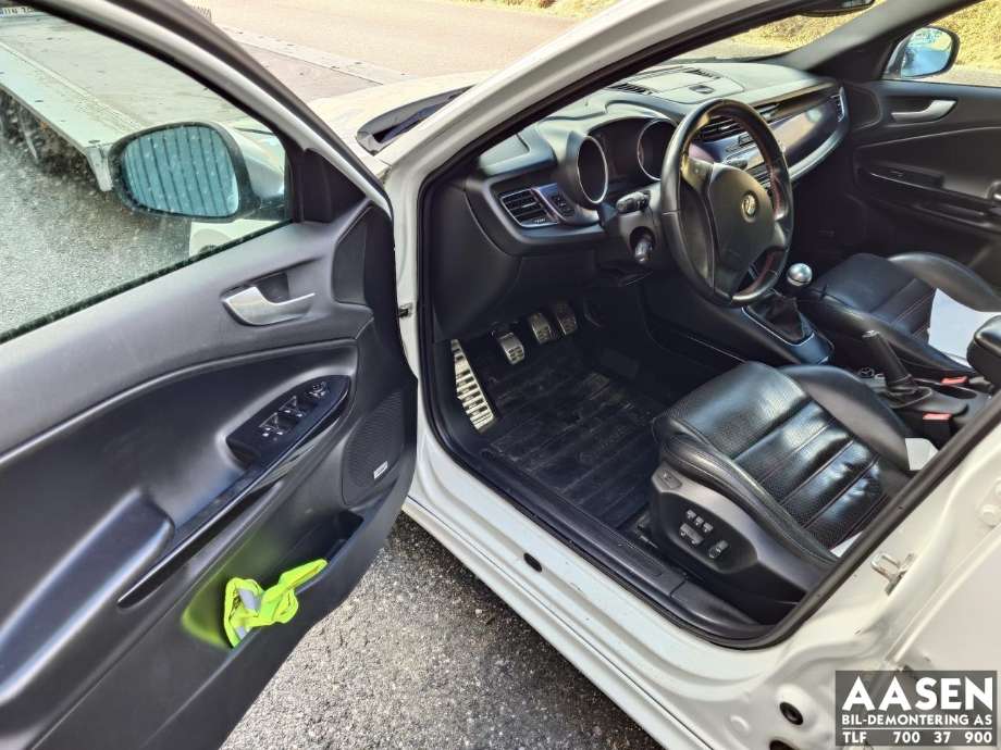 Alfa Romeo Giulietta 2010-2018 , Motorkode: 940A2000, Girkassekode: 
