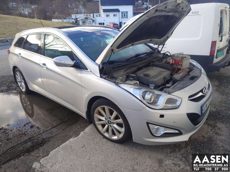 Hyundai i40 2012-2017 , Motorkode: D4FD, Girkassekode: 