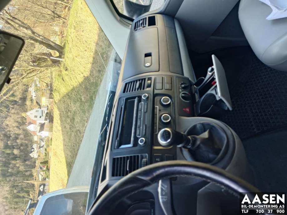 VW Transporter / Caravelle 2009-2015 (Fase 2) (T5) (T5), Motorkode: CAAC, Girkassekode: KQK