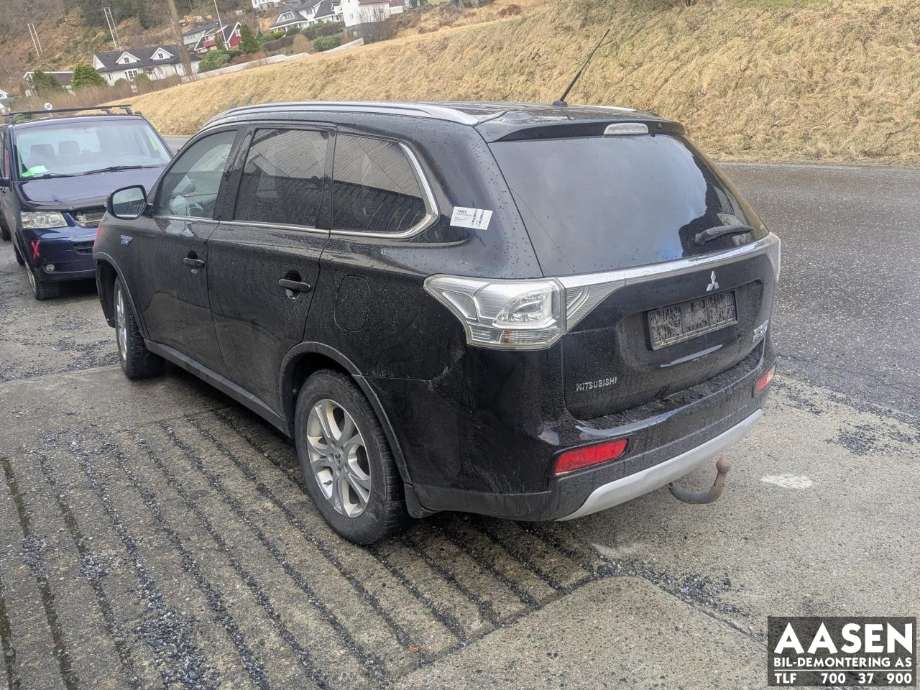 Mitsubishi Outlander 2012-2015 (Type III, Fase 1) , Motorkode: 4B11|S61, Girkassekode: 