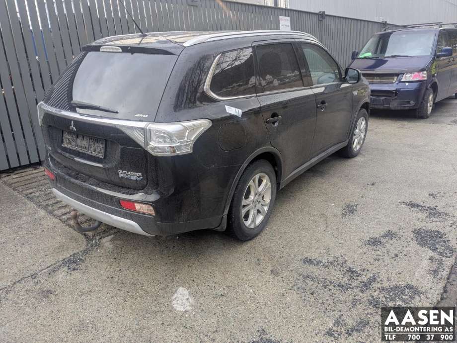 Mitsubishi Outlander 2012-2015 (Type III, Fase 1) , Motorkode: 4B11|S61, Girkassekode: 