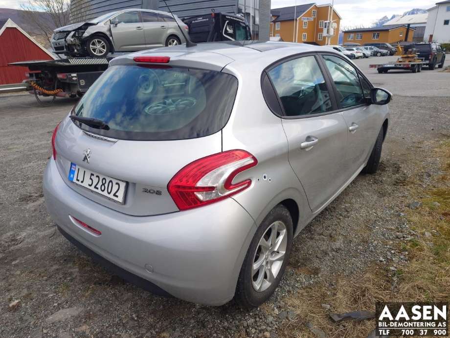 Peugeot 208 2012-2019 (Type I) , Motorkode: HM01, Girkassekode: