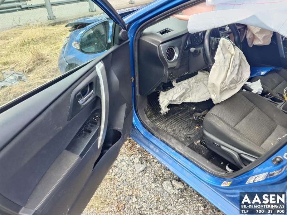 Toyota Auris 2013-2015 (Type II, Fase 1) , Motorkode: 2ZR-FXE, Girkassekode: 
