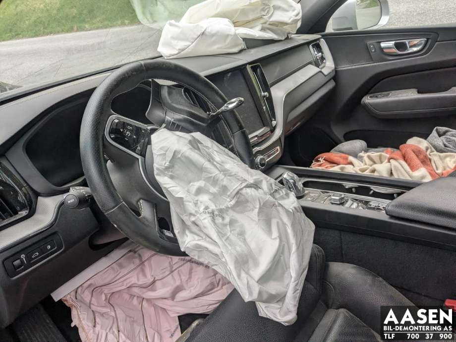 Volvo XC60 2017-->> (Type II) , Motorkode: B4204T34|ERAD_2|C-ISG, Girkassekode: D