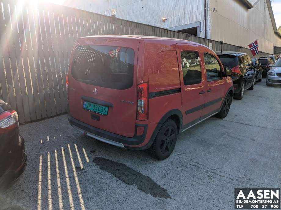 Mercedes Citan 2012-2021 (W415) (W415), Motorkode: K9K E6, Girkassekode: 700710