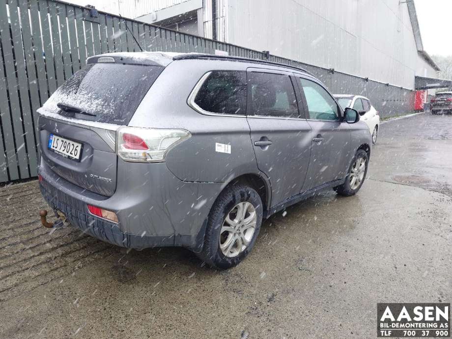 Mitsubishi Outlander 2012-2015 (Type III, Fase 1) delebil , Motorkode: 4N14, Girkassekode: 