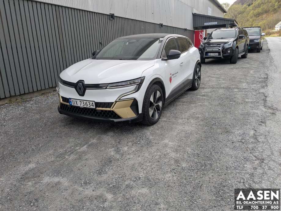 Renault Megane E-Tech 2022-->> , Motorkode: 6AM 40, Girkassekode: 