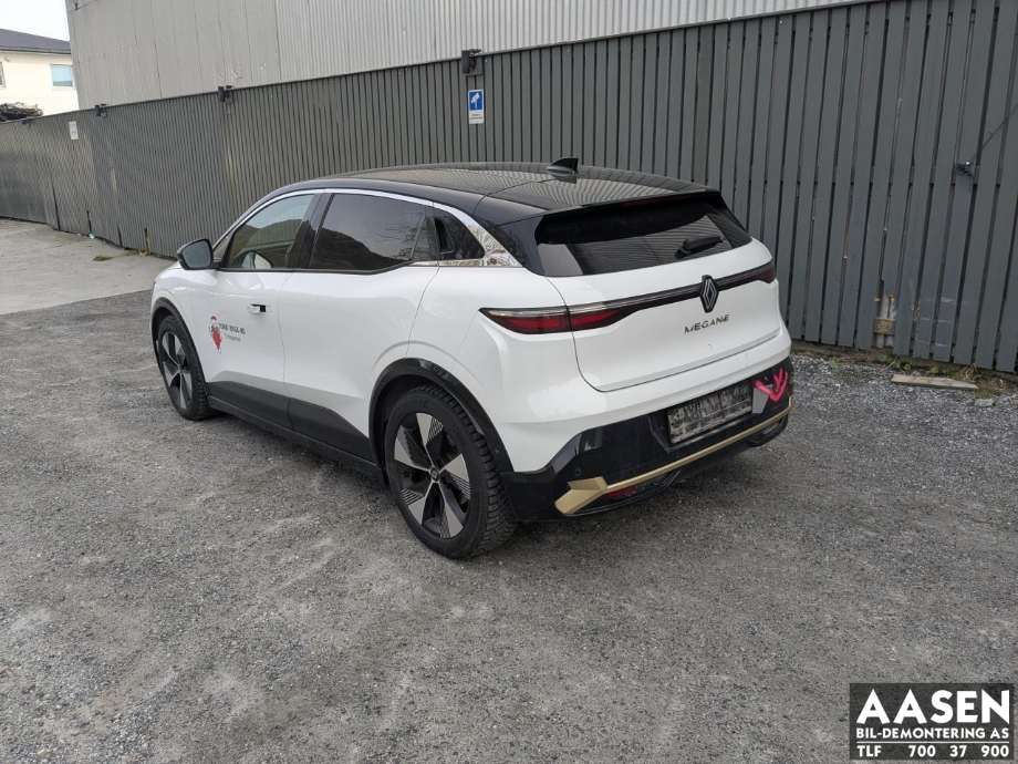 Renault Megane E-Tech 2022-->> , Motorkode: 6AM 40, Girkassekode: 