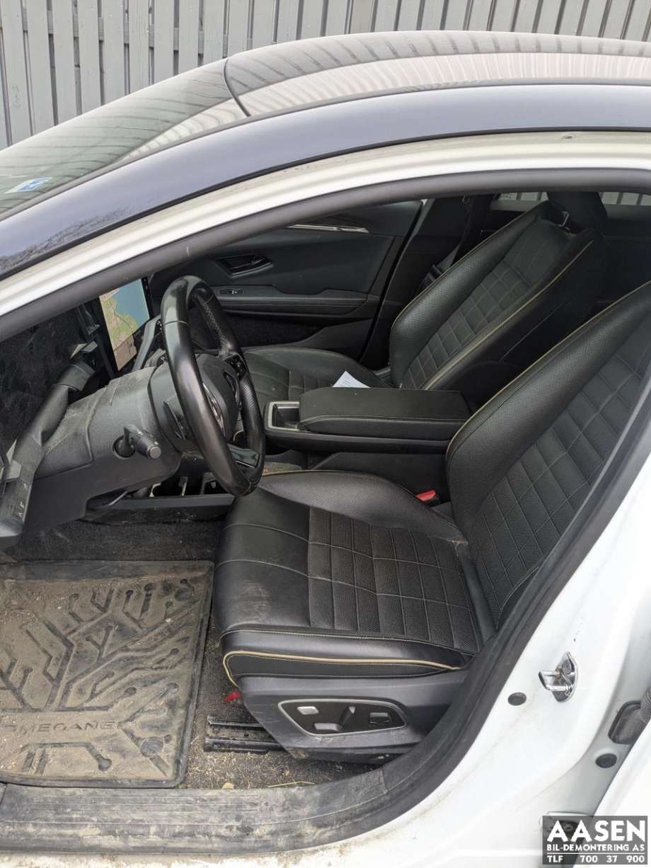 Renault Megane E-Tech 2022-->> , Motorkode: 6AM 40, Girkassekode: 