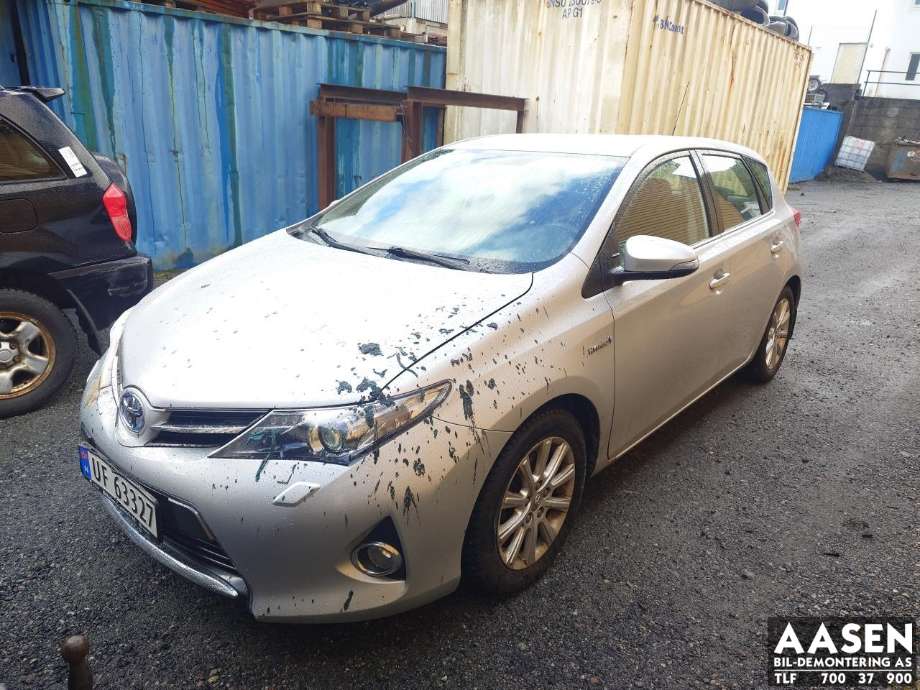 Toyota Auris 2013-2015 (Type II, Fase 1) , Motorkode: 2ZR-FXE, Girkassekode: 