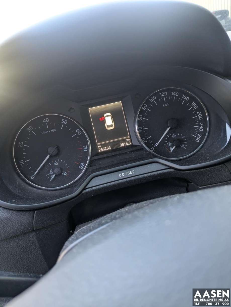 Škoda Octavia 2013-2016 (Type III, Fase 1) , Motorkode: CJSA, Girkassekode: PLG