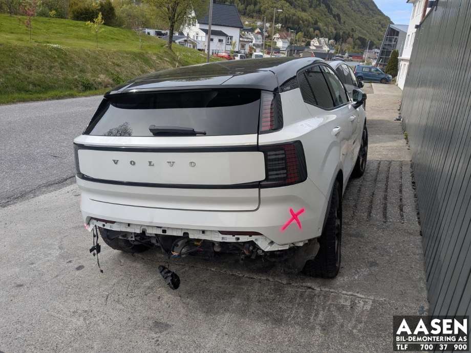 Volvo EX30 2023-->> , Motorkode: TZ180XSB01| TZ220XSA02, Girkassekode: