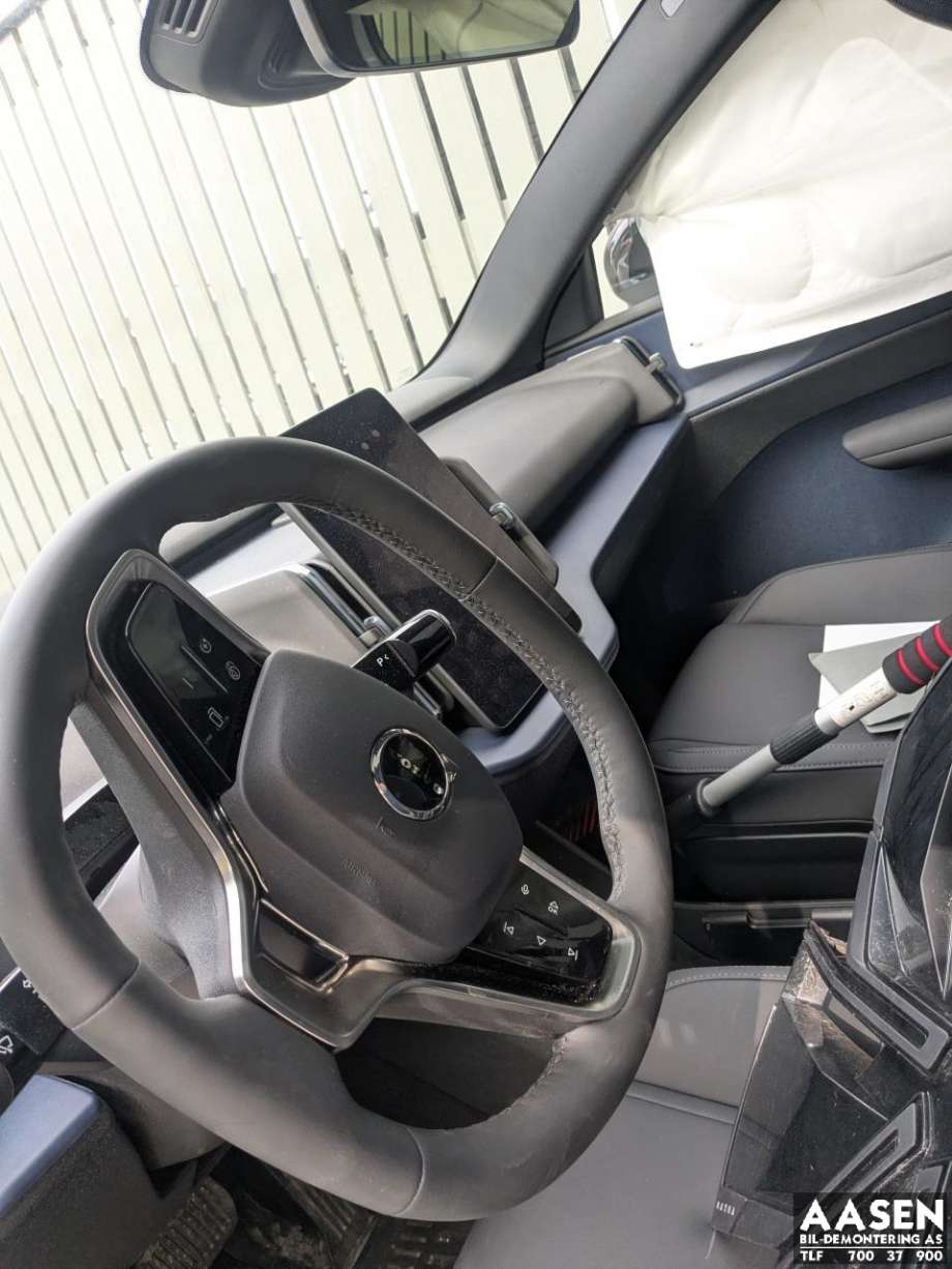 Volvo EX30 2023-->> , Motorkode: TZ180XSB01| TZ220XSA02, Girkassekode: