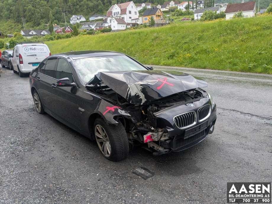 BMW 5-Serie 2010-2017 (F10/F11) (F10/F11), Motorkode: N47D20C, Girkassekode: 