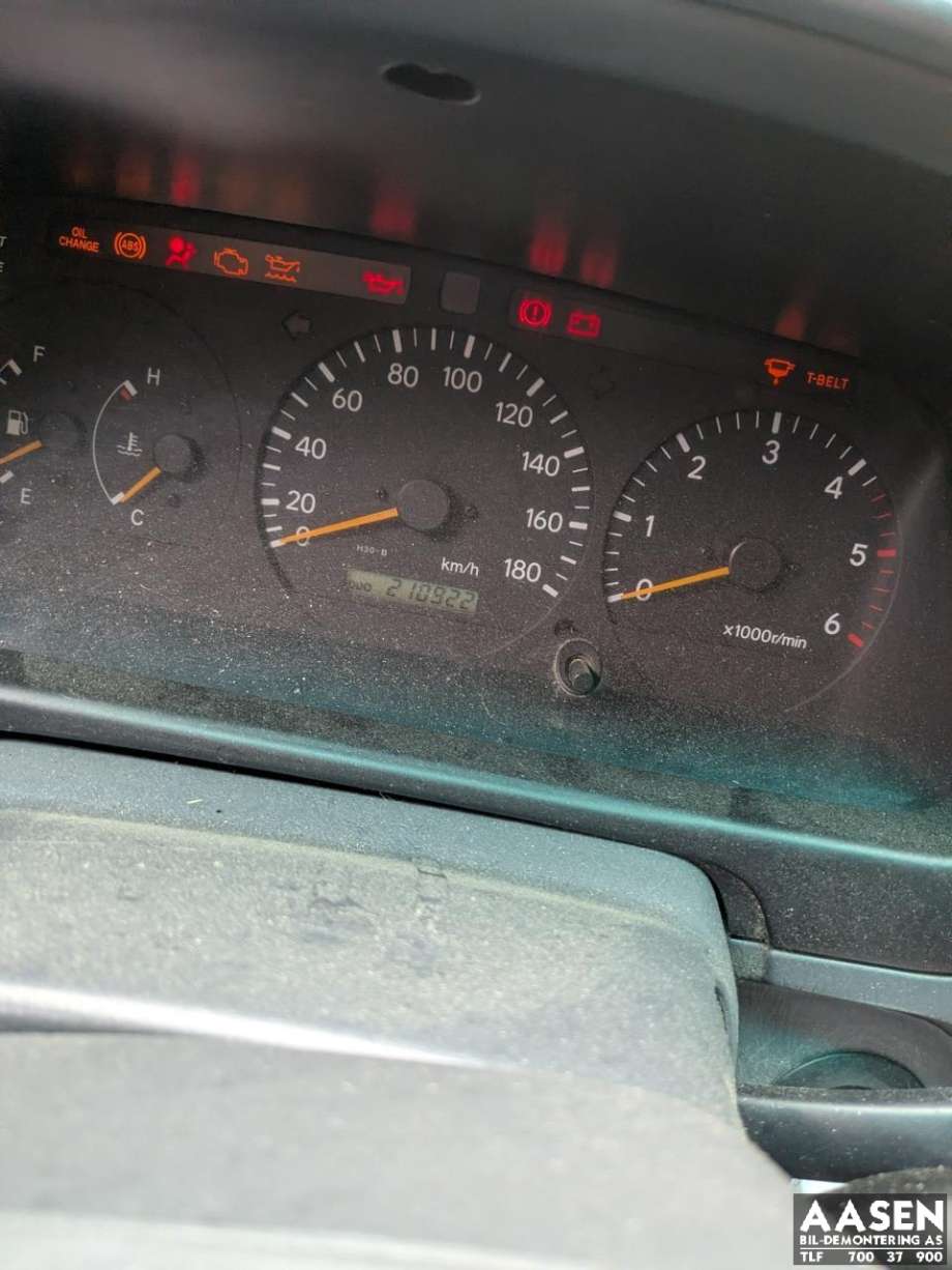Toyota Hiace 2001-2006 (Fase 2) , Motorkode: 2KD-FTV, Girkassekode: 