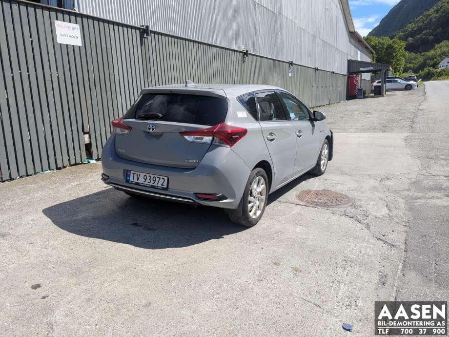 Toyota Auris 2015-2019 (Type II, Fase 2) , Motorkode: 2ZR-FXE, Girkassekode: 