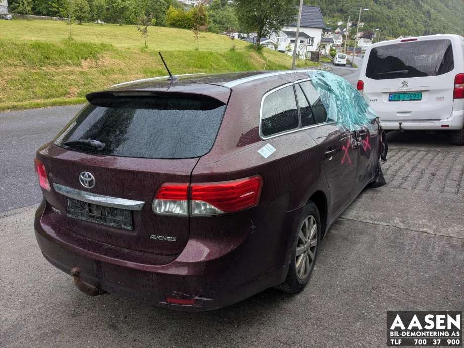 Toyota Avensis 2009-2015 (Type III, Fase 1) , Motorkode: 1AD-FTV, Girkassekode: 