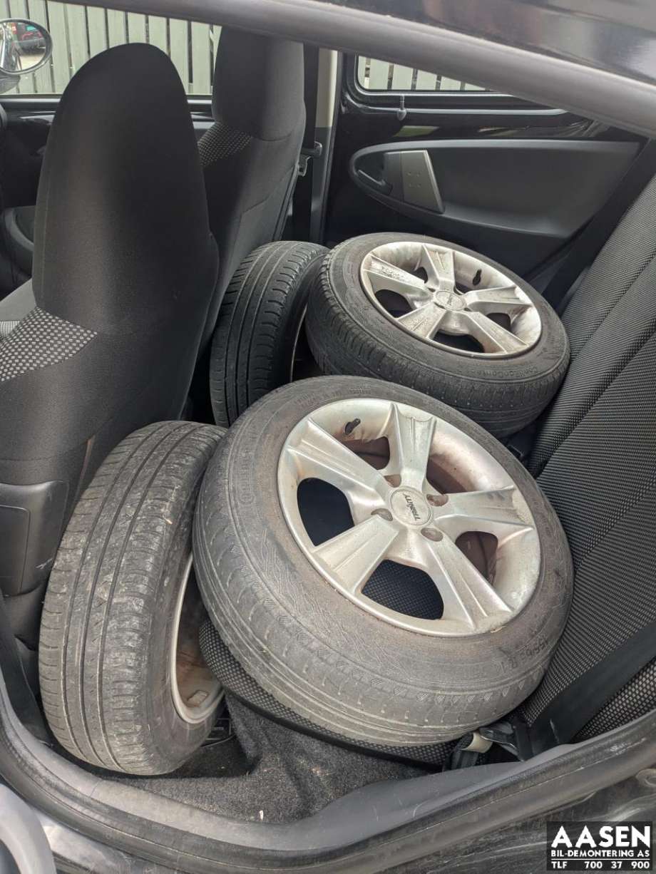 Toyota Aygo 2005-2014 (Type I) , Motorkode: 1KR-FE, Girkassekode: 