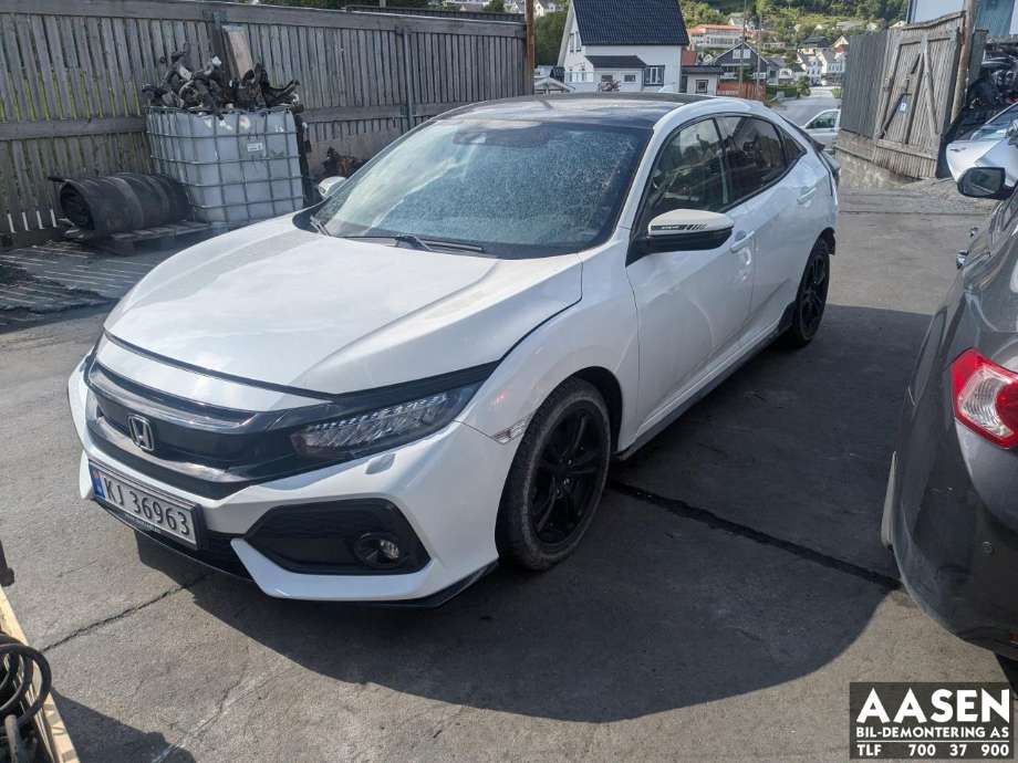 Honda Civic 2017-->> (Type X) , Motorkode: L15BA, Girkassekode: 