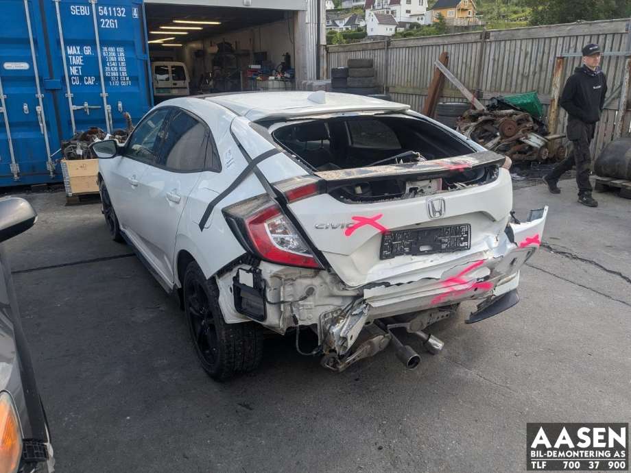 Honda Civic 2017-->> (Type X) , Motorkode: L15BA, Girkassekode: 
