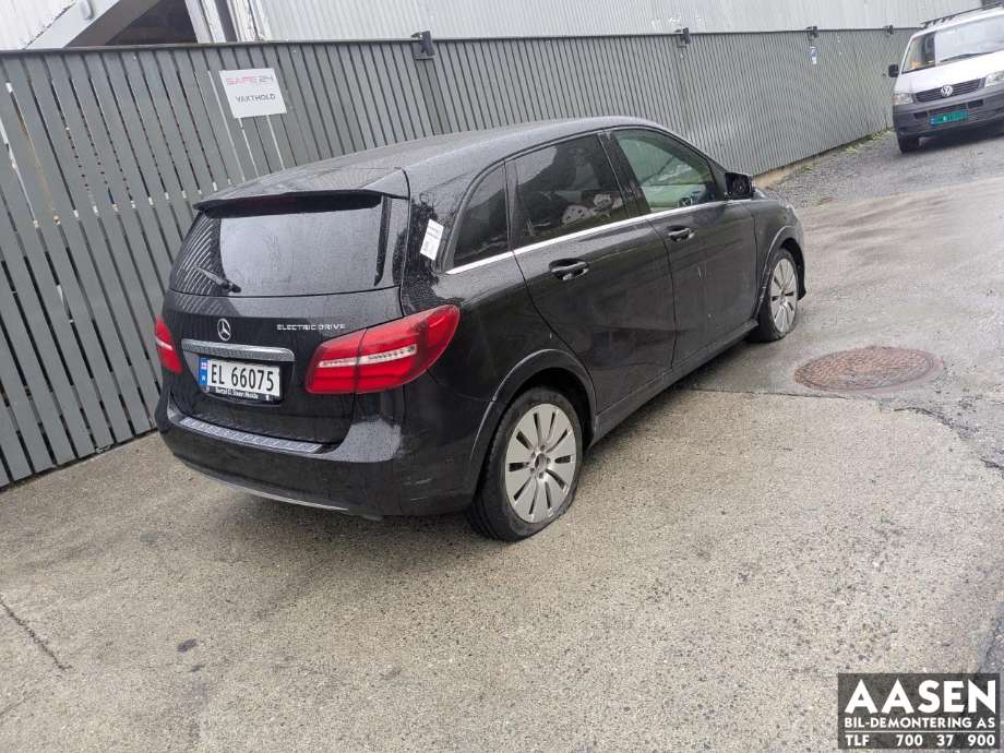 Mercedes B-Klasse, electric drive 2014-2018 (W242) (W242), Motorkode: EM0004, Girkassekode: 