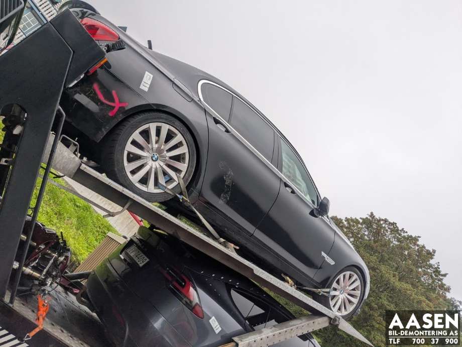 BMW 7-Serie 2009-2015 (F01/F02/F03/F04) (F01/F02/F03/F04), Motorkode: N57D30A, Girkassekode: