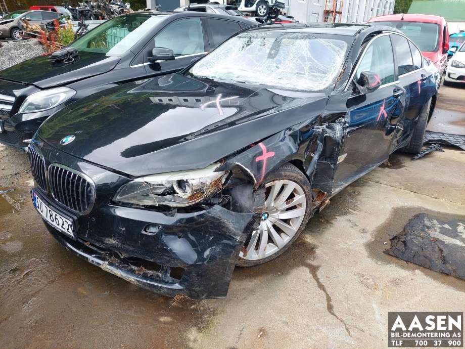 BMW 7-Serie 2009-2015 (F01/F02/F03/F04) (F01/F02/F03/F04), Motorkode: N57D30A, Girkassekode: 