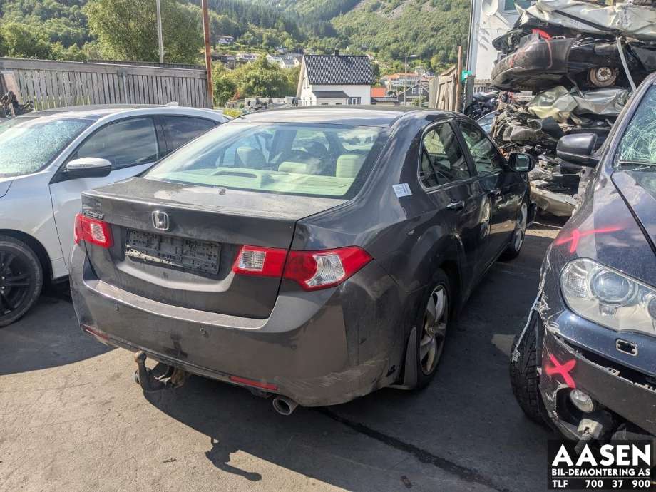 Honda Accord 2008-2015 (Type VIII) , Motorkode: R20A3, Girkassekode: