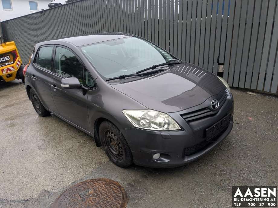 Toyota Auris 2010-2012 (Type I, Fase 2) , Motorkode: 1ND-TV, Girkassekode: 