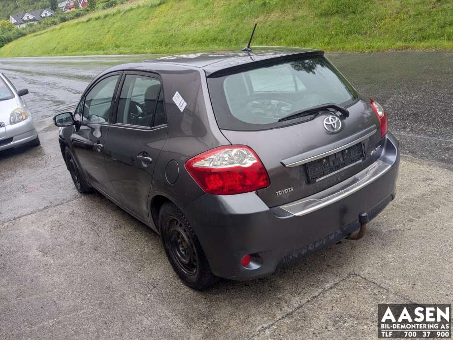 Toyota Auris 2010-2012 (Type I, Fase 2) , Motorkode: 1ND-TV, Girkassekode: 