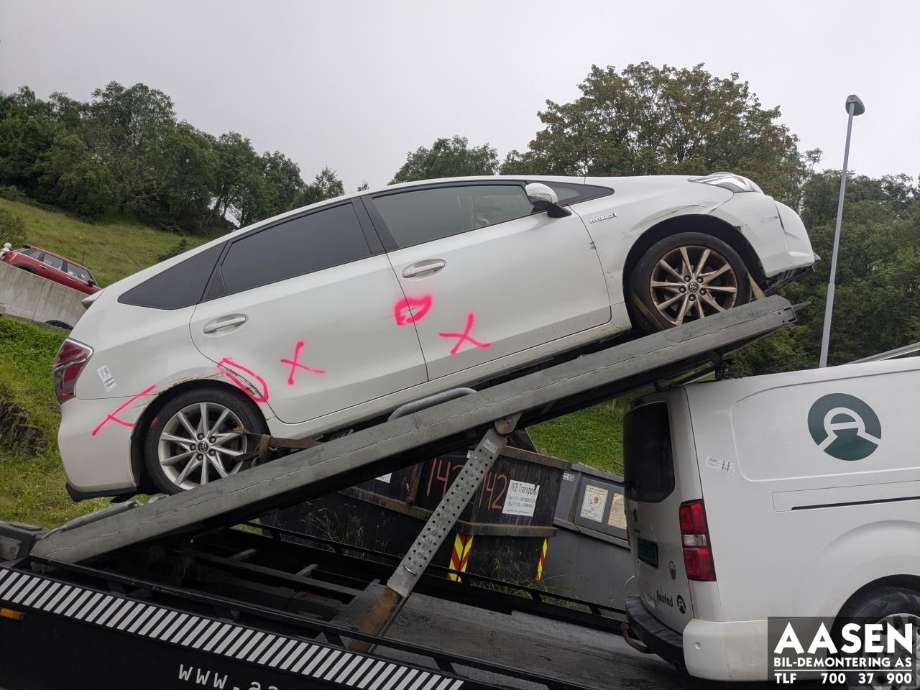 Toyota Prius +7 2012-2020 (Type III) (stasjonsvogn) (stasjonsvogn), Motorkode: 2ZR-FXE, Girkassekode: 