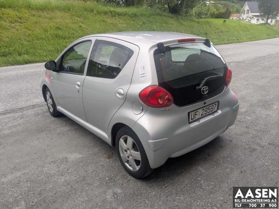 Toyota Aygo 2005-2014 (Type I) delebil , Motorkode: 1KR-FE, Girkassekode: