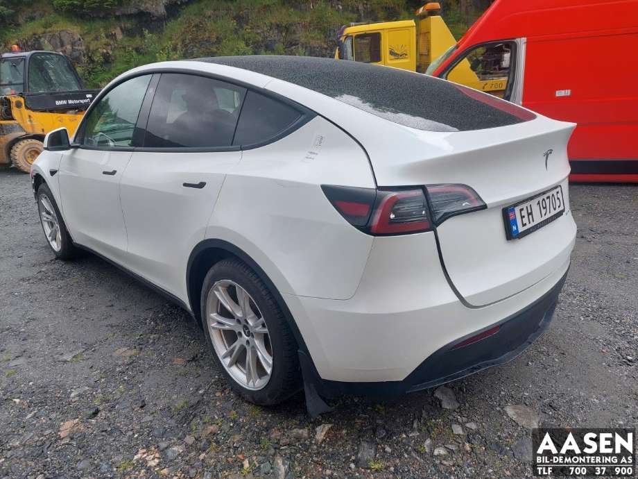 Tesla Model Y 2021-2024 (Type I) , Motorkode: 3D3|4D1, Girkassekode: 
